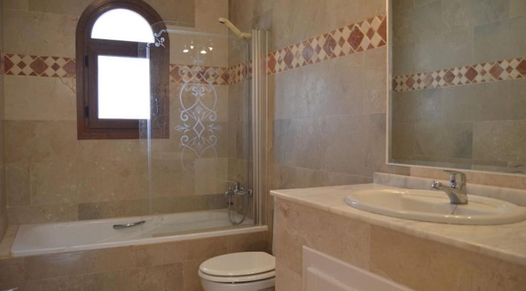 Villamartin, Lovely 2 Bed House, Short Walk To The Plaza. Orihuela Exterior photo